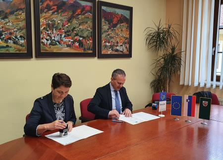 Podpis pogodbe - kanalizacija Vavpča vas in Trata